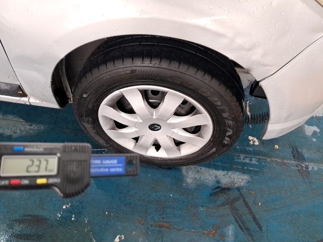 Vehicle_photo_14
