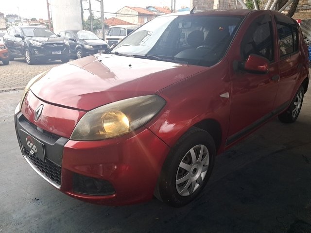 Veículo Renault Sandero RENAULT SANDERO EXP1016V 2012/2013 2013 em leilão