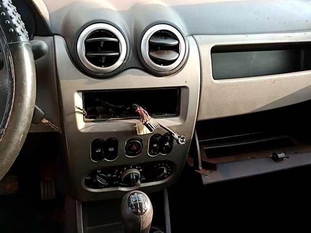 Vehicle_photo_6