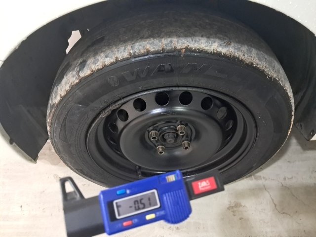 Vehicle_photo_13