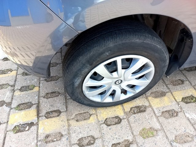 Vehicle_photo_16