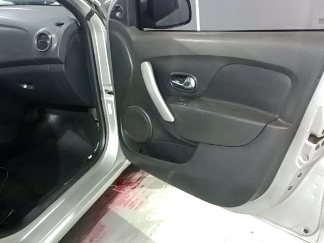 Vehicle_photo_9