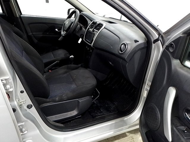 Vehicle_photo_9