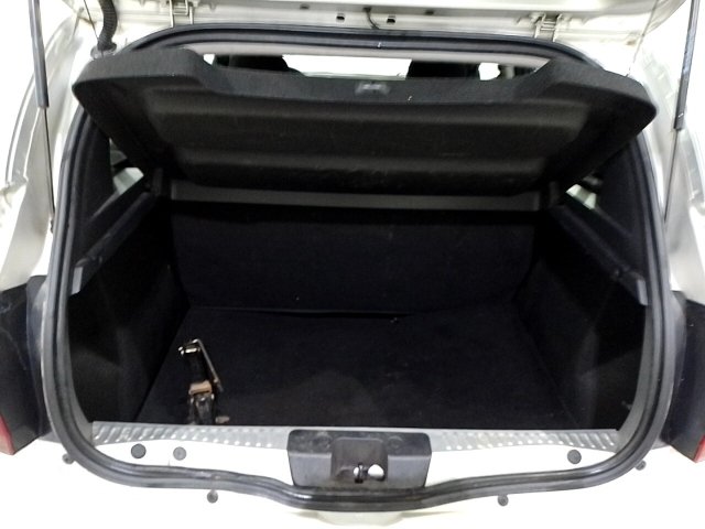 Vehicle_photo_11