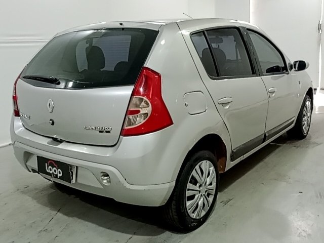 Vehicle_photo_4