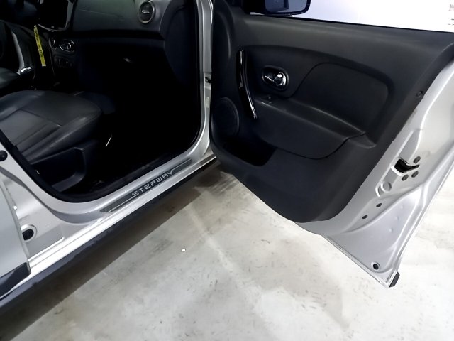 Vehicle_photo_9