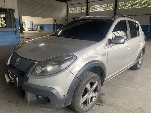 RENAULT SANDERO STEPWAY Frente Motorista