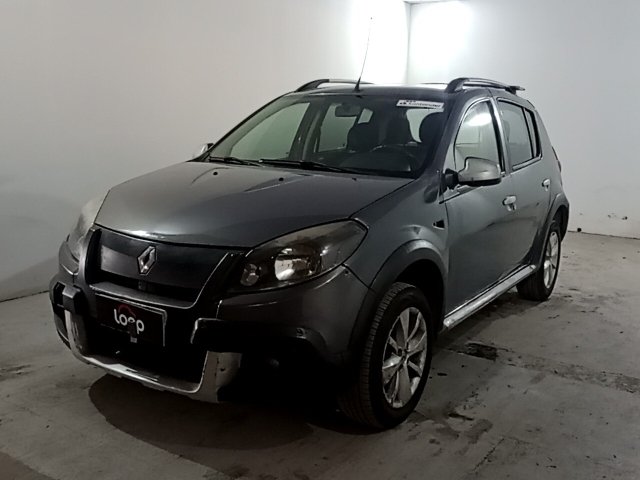 Renault Sandero STW 16HP 2012/2013 com avarias e sinistro