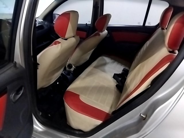 Vehicle_photo_12