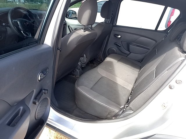 Vehicle_photo_10