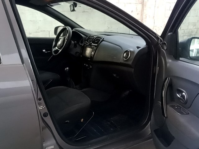 Vehicle_photo_9