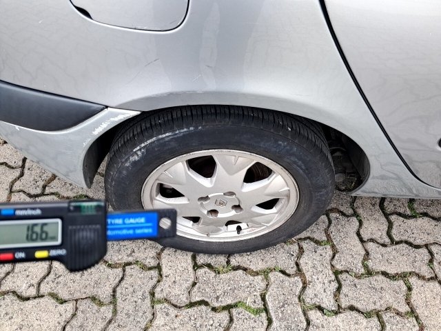 Vehicle_photo_16