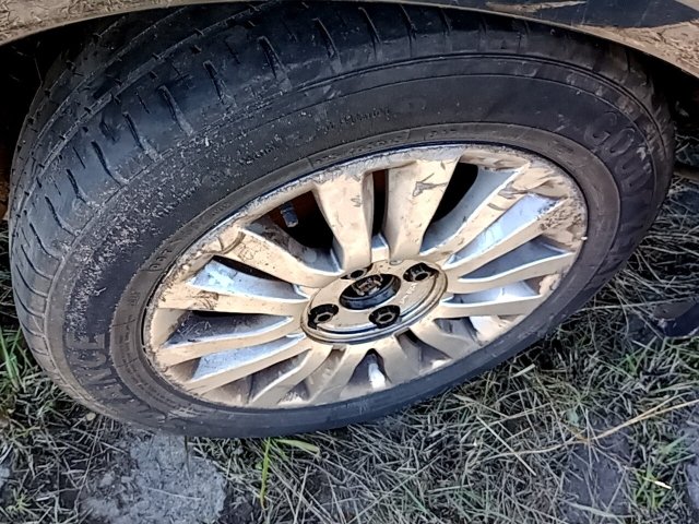 Vehicle_photo_14