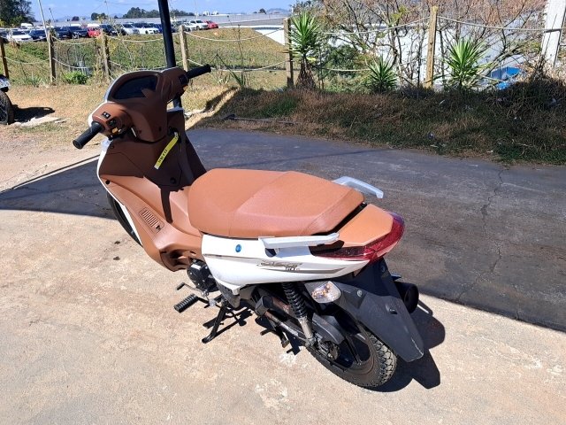 SHINERAY JET 50 Traseira Motorista