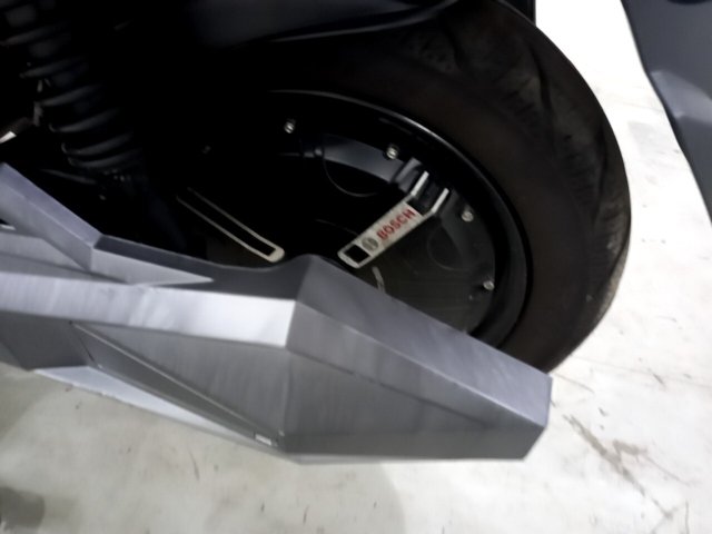 Vehicle_photo_15
