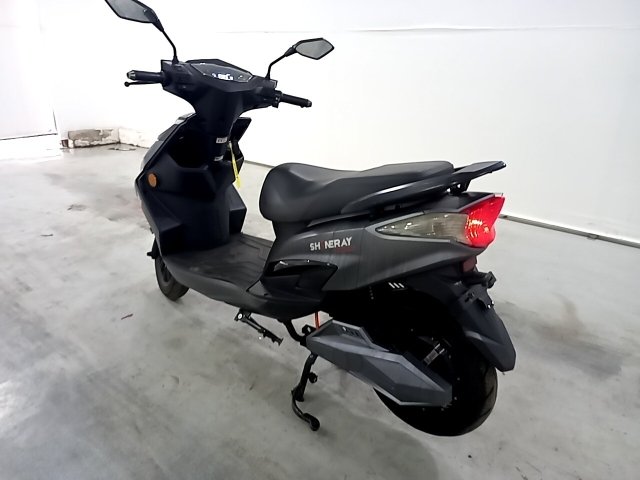 Vehicle_photo_3