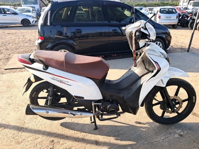 Vehicle_photo_9