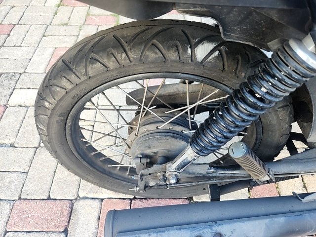 Vehicle_photo_16