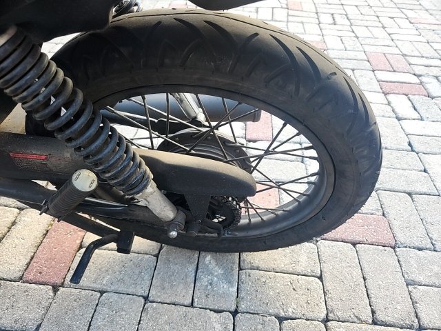 Vehicle_photo_15