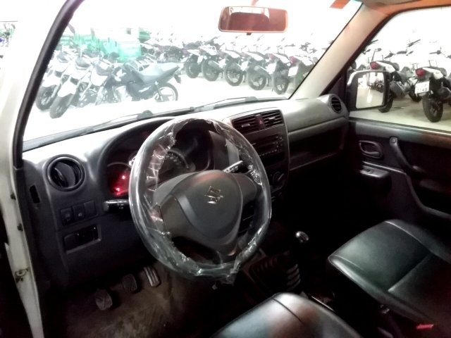 Vehicle_photo_7