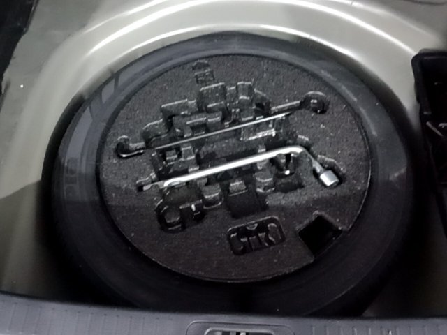 Vehicle_photo_17