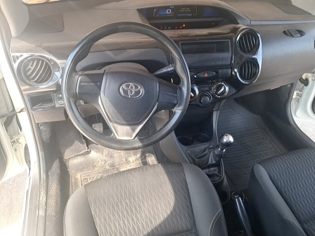 Vehicle_photo_7