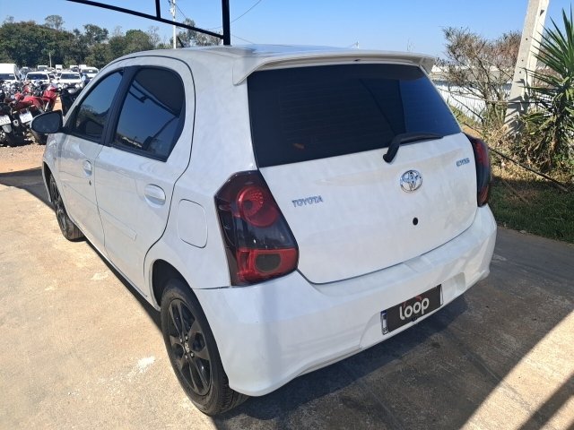 Vehicle_photo_3