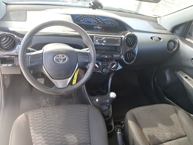 Vehicle_photo_7