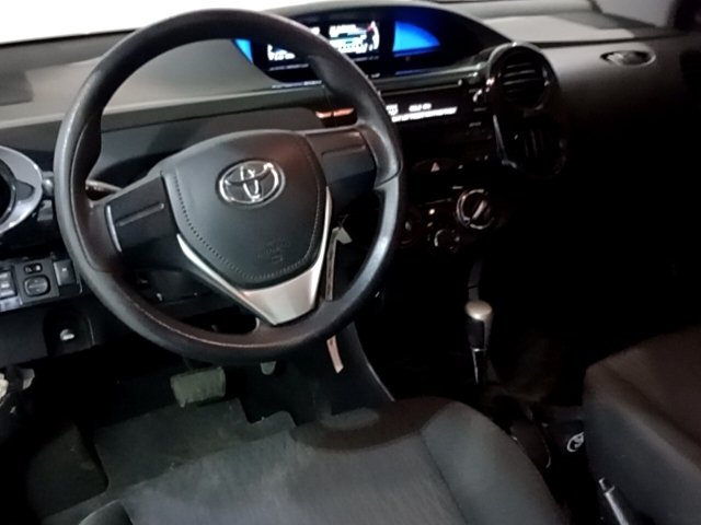 Vehicle_photo_7