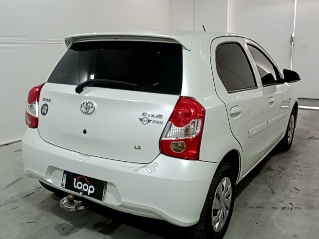Vehicle_photo_4