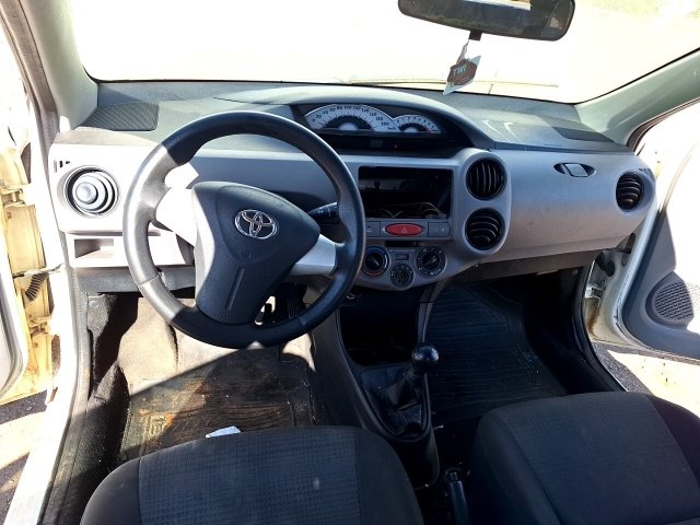 Vehicle_photo_7