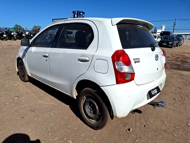 Vehicle_photo_3