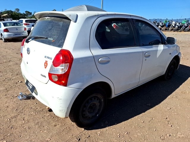 Vehicle_photo_4
