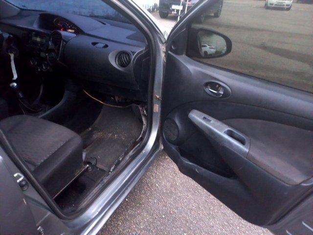Vehicle_photo_9
