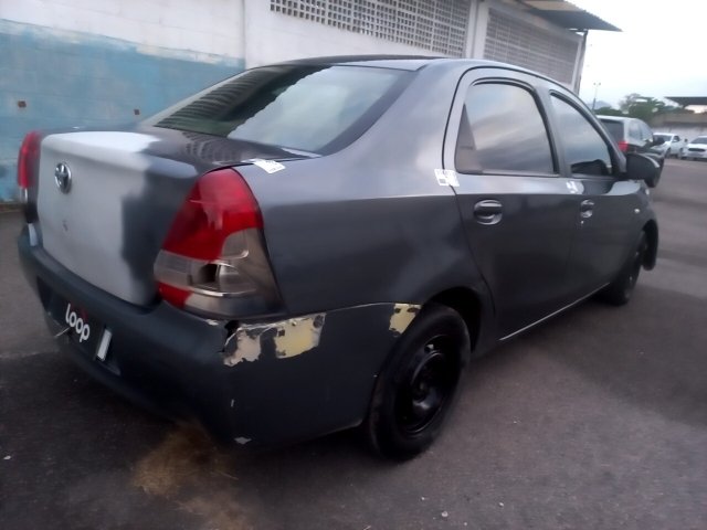Vehicle_photo_4