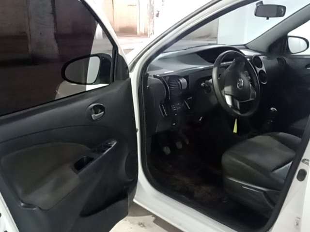 Vehicle_photo_8