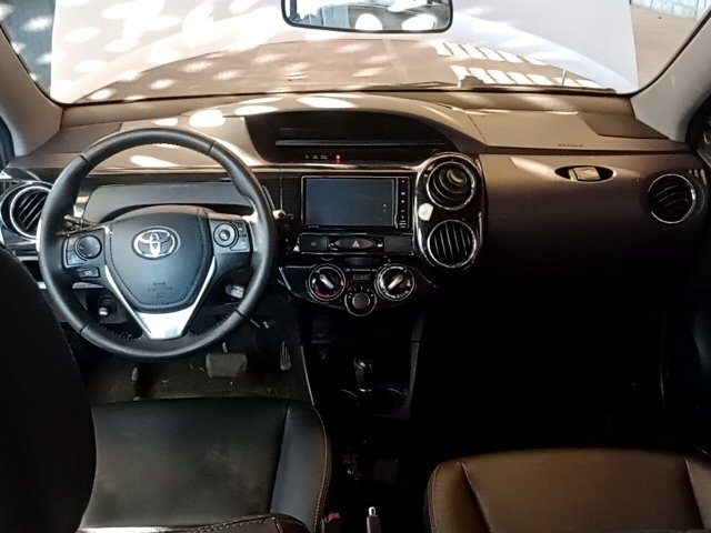 Vehicle_photo_7