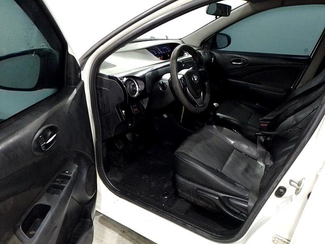 Vehicle_photo_8