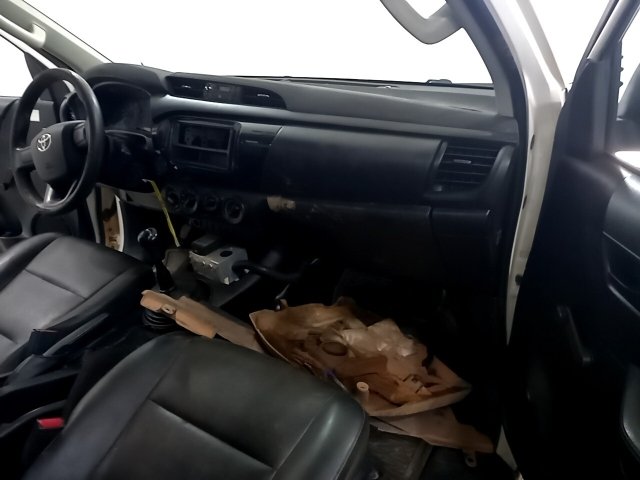 Vehicle_photo_7