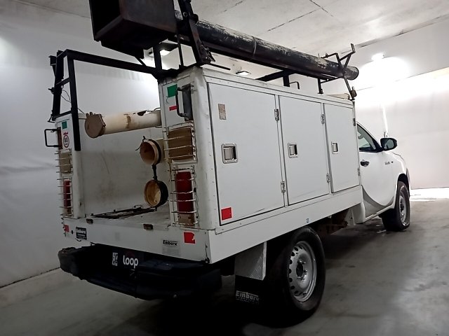 Vehicle_photo_4