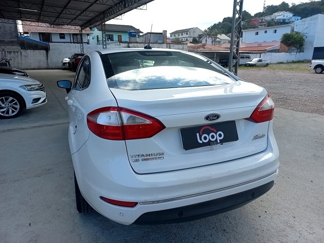 Vehicle_photo_3