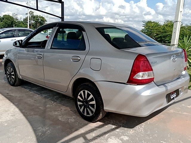 Vehicle_photo_3