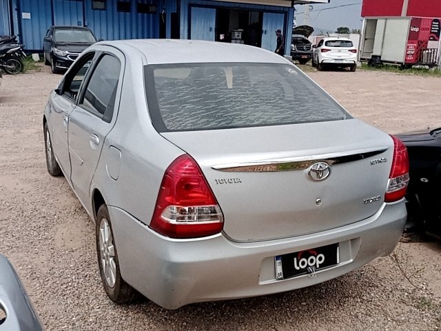 Vehicle_photo_3