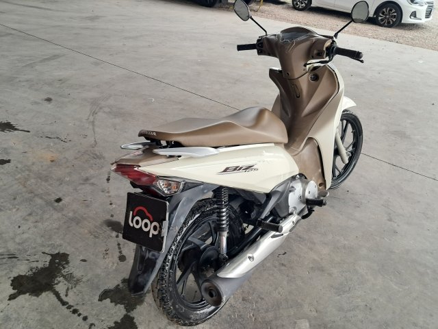 Vehicle_photo_4