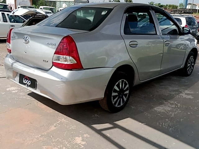 Vehicle_photo_4
