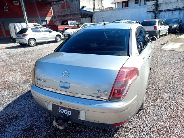 Vehicle_photo_4