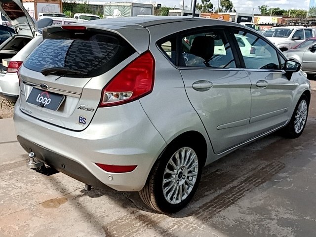 Vehicle_photo_4