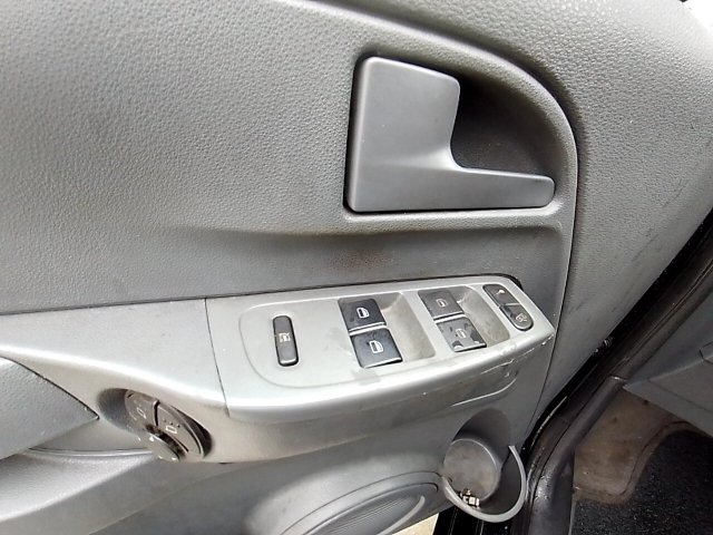 Vehicle_photo_21