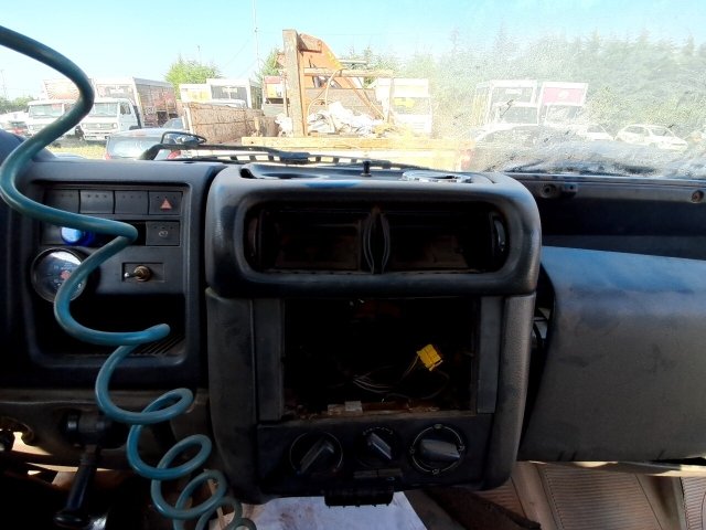 Vehicle_photo_6