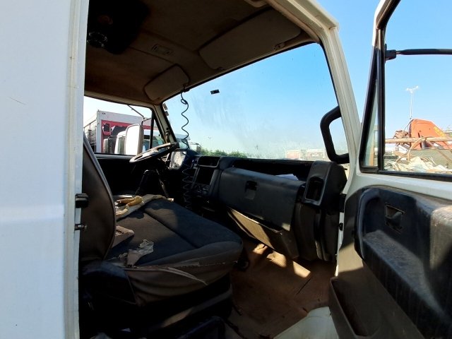 Vehicle_photo_9